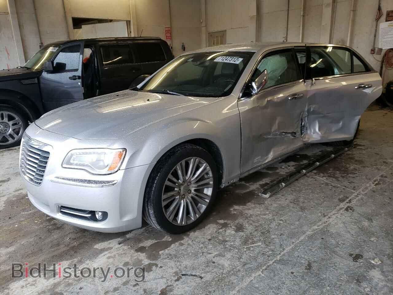 Фотография 2C3CCAET6CH147196 - CHRYSLER 300 2012