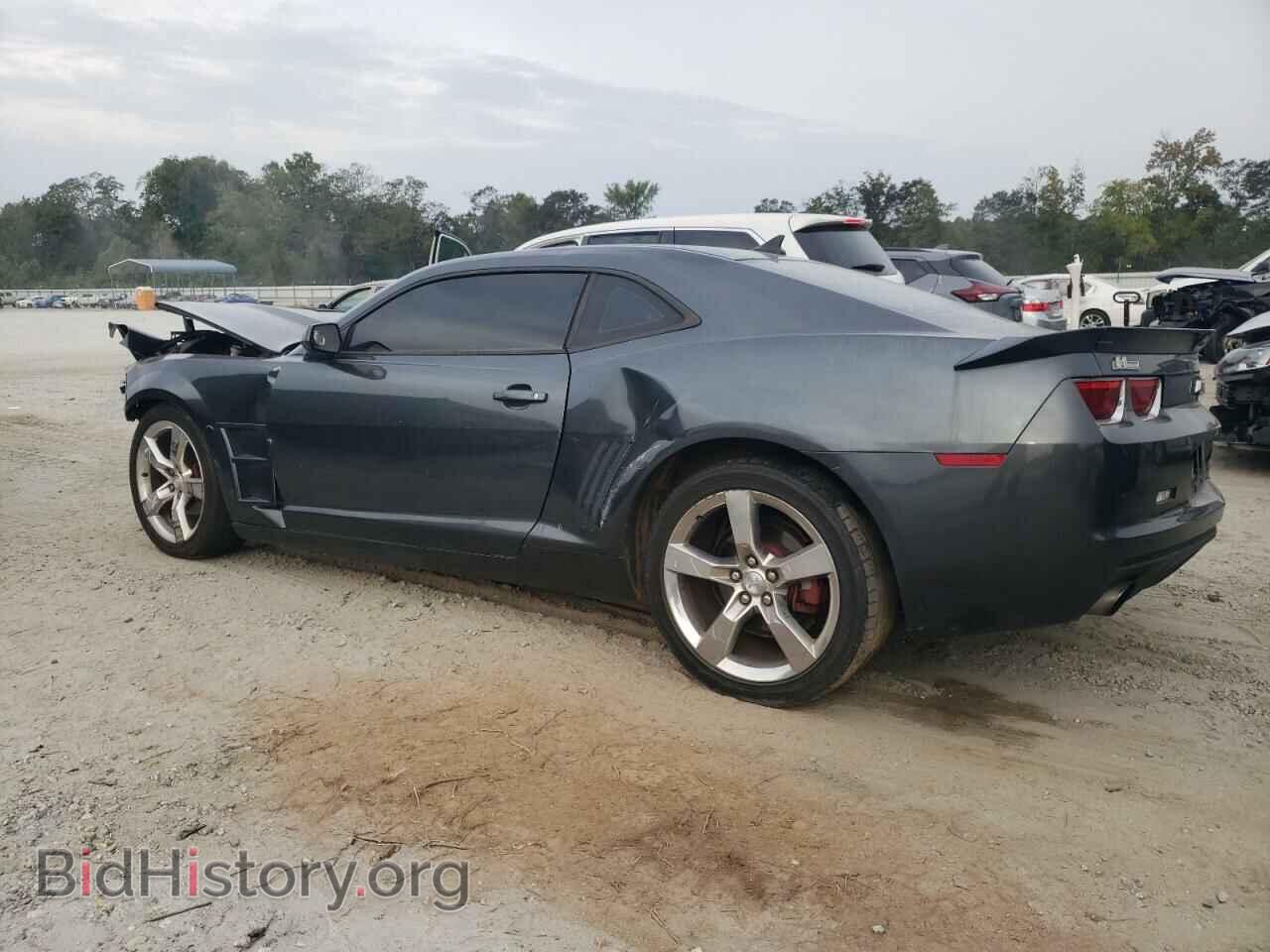 2010 CHEVROLET CAMARO - VIN: 2G1FB1EV8A9111765 - Фото 2