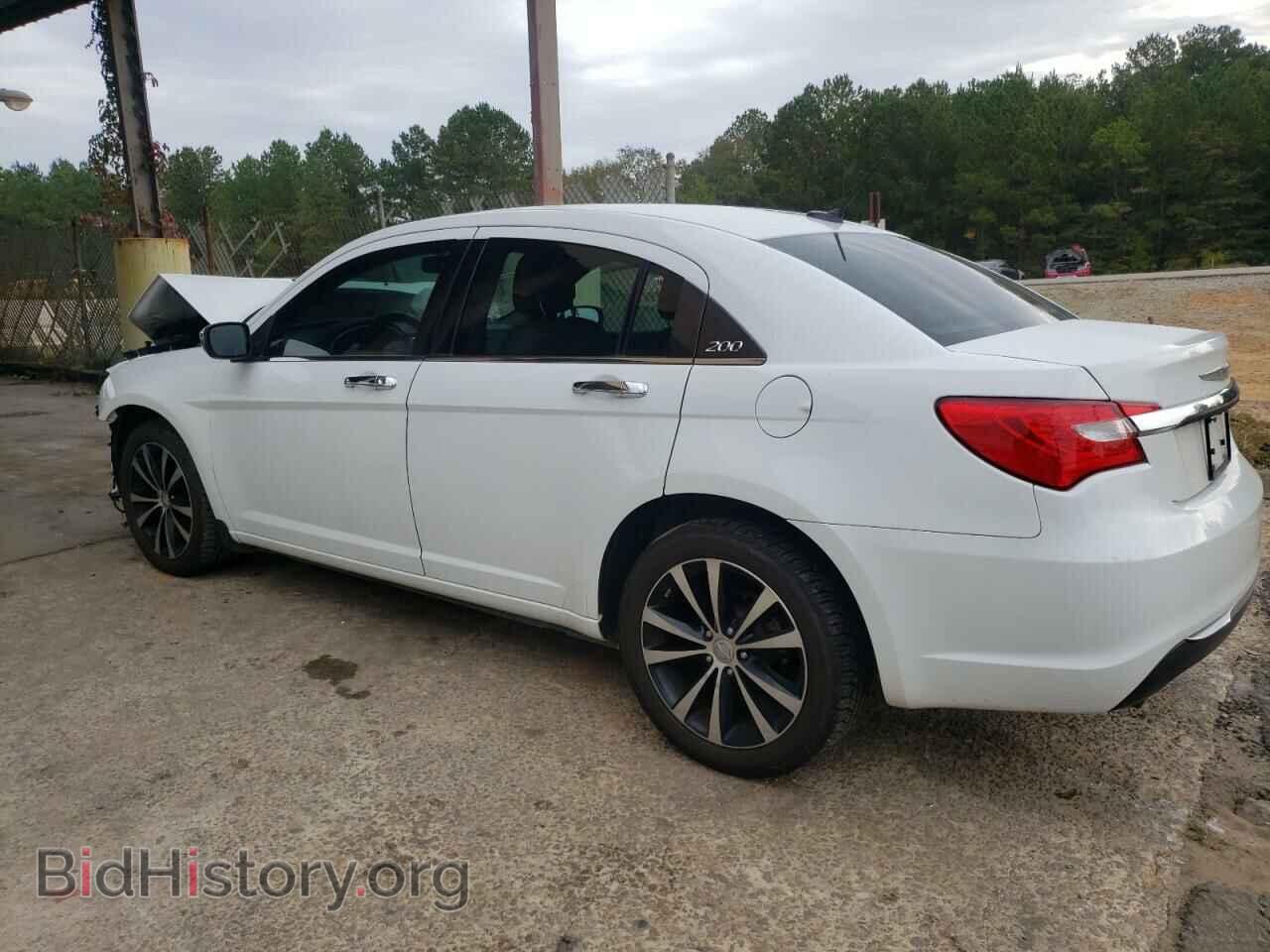 2013 CHRYSLER 200 - VIN: 1C3CCBCG8DN505371 - Фото 2