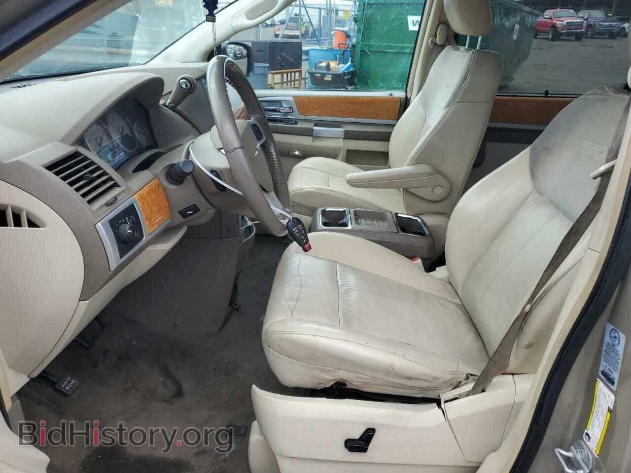 2008 CHRYSLER MINIVAN - VIN: 2A8HR64X78R149714 - Фото 7