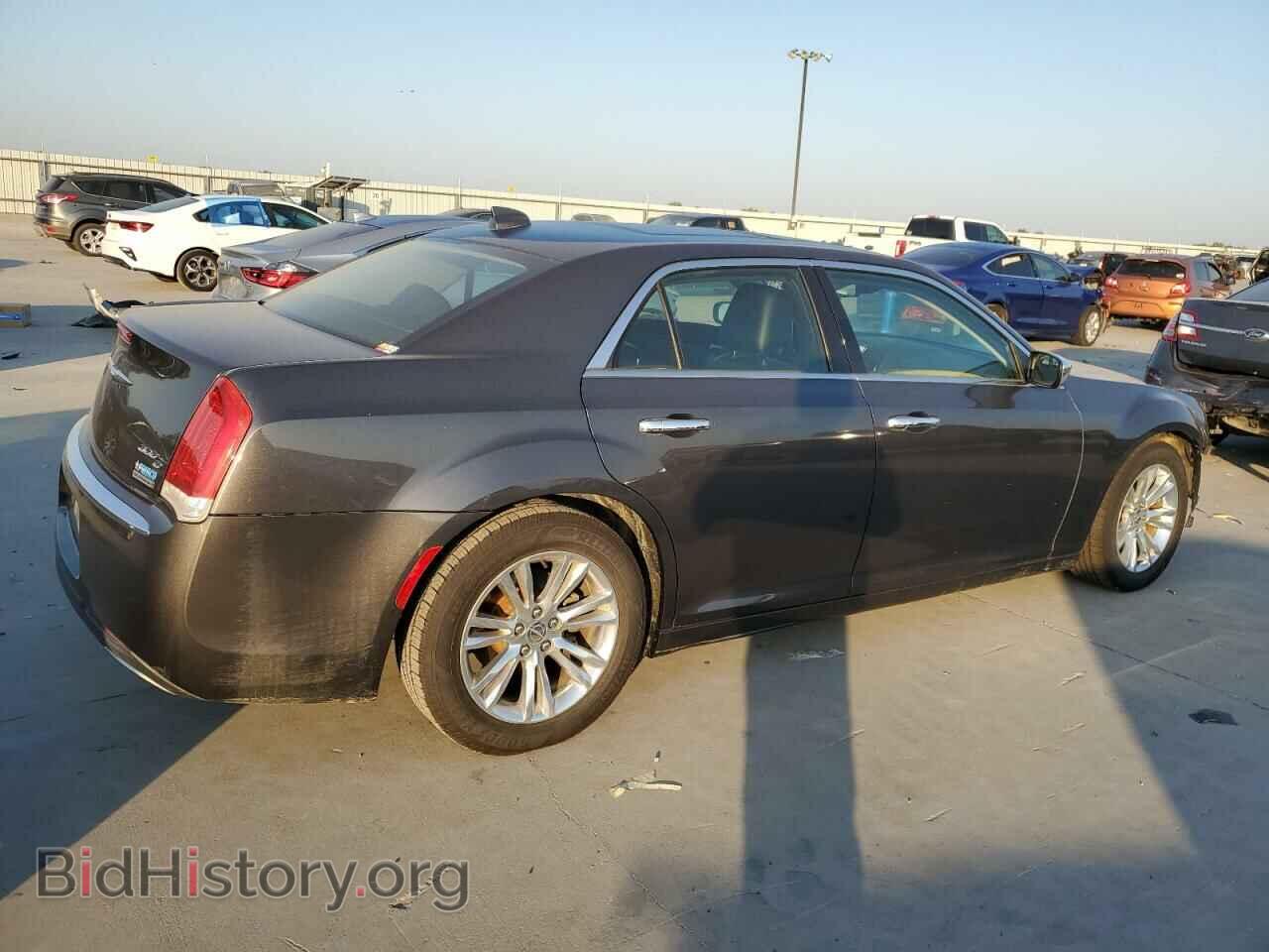 2017 CHRYSLER 300 - VIN: 2C3CCAEG9HH596513 - Фото 3