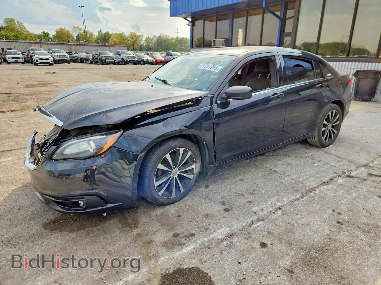 Photo 1C3CCBBG4DN715547 - CHRYSLER 200 2013