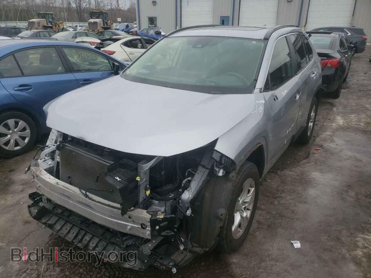 2020 TOYOTA RAV4 - VIN: JTMP1RFV1LD051135 - Фото 2