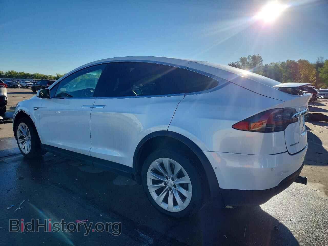 2016 TESLA MODEL X - VIN: 5YJXCBE29GF021906 - Photo 2