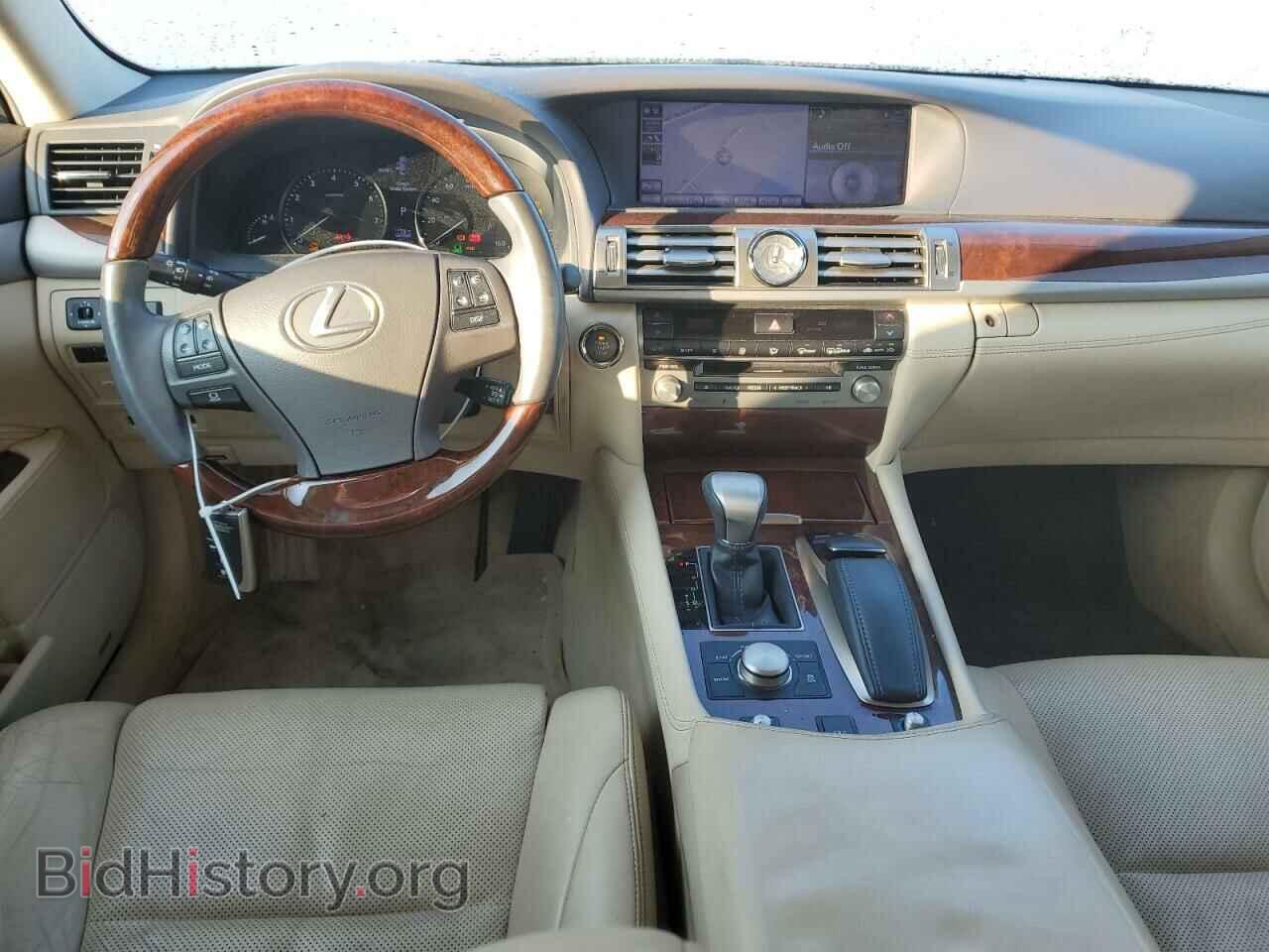 2013 LEXUS LS460 - VIN: JTHBL5EF0D5118695 - Photo 8