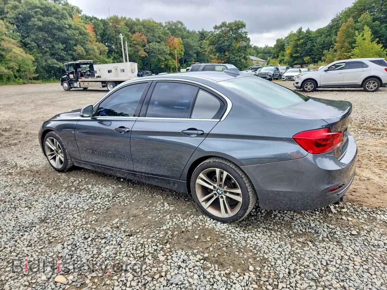 2018 BMW 3 SERIES - VIN: WBA8D9C5XJEM33085 - Photo 2