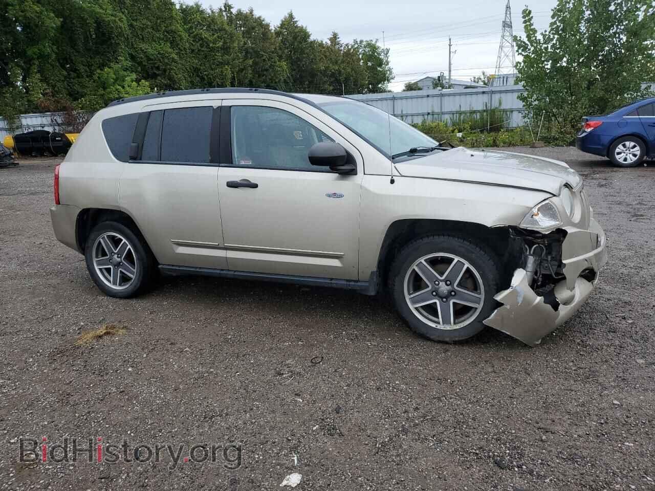 2009 JEEP COMPASS - VIN: 1J4FF47B89D190296 - Фото 4