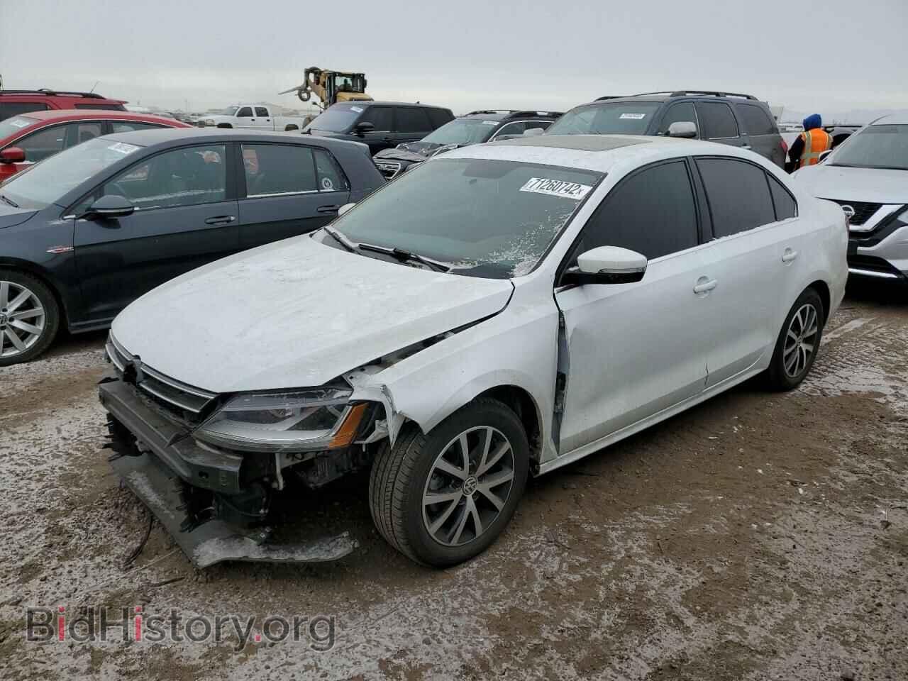 Фотография 3VWDB7AJ8HM335377 - VOLKSWAGEN JETTA 2017