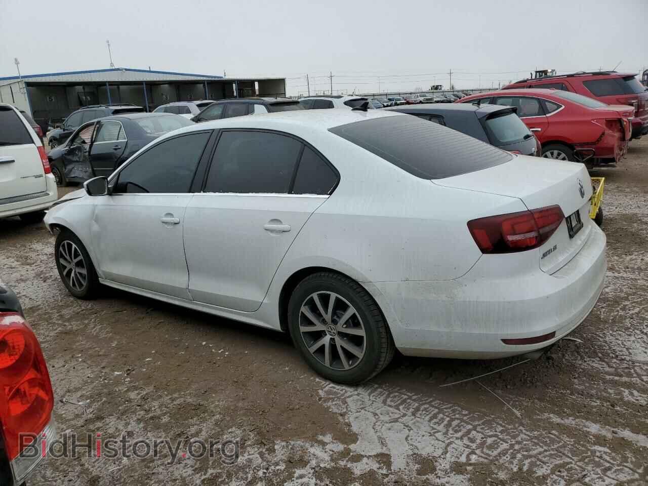 2017 VOLKSWAGEN JETTA - VIN: 3VWDB7AJ8HM335377 - Фото 2