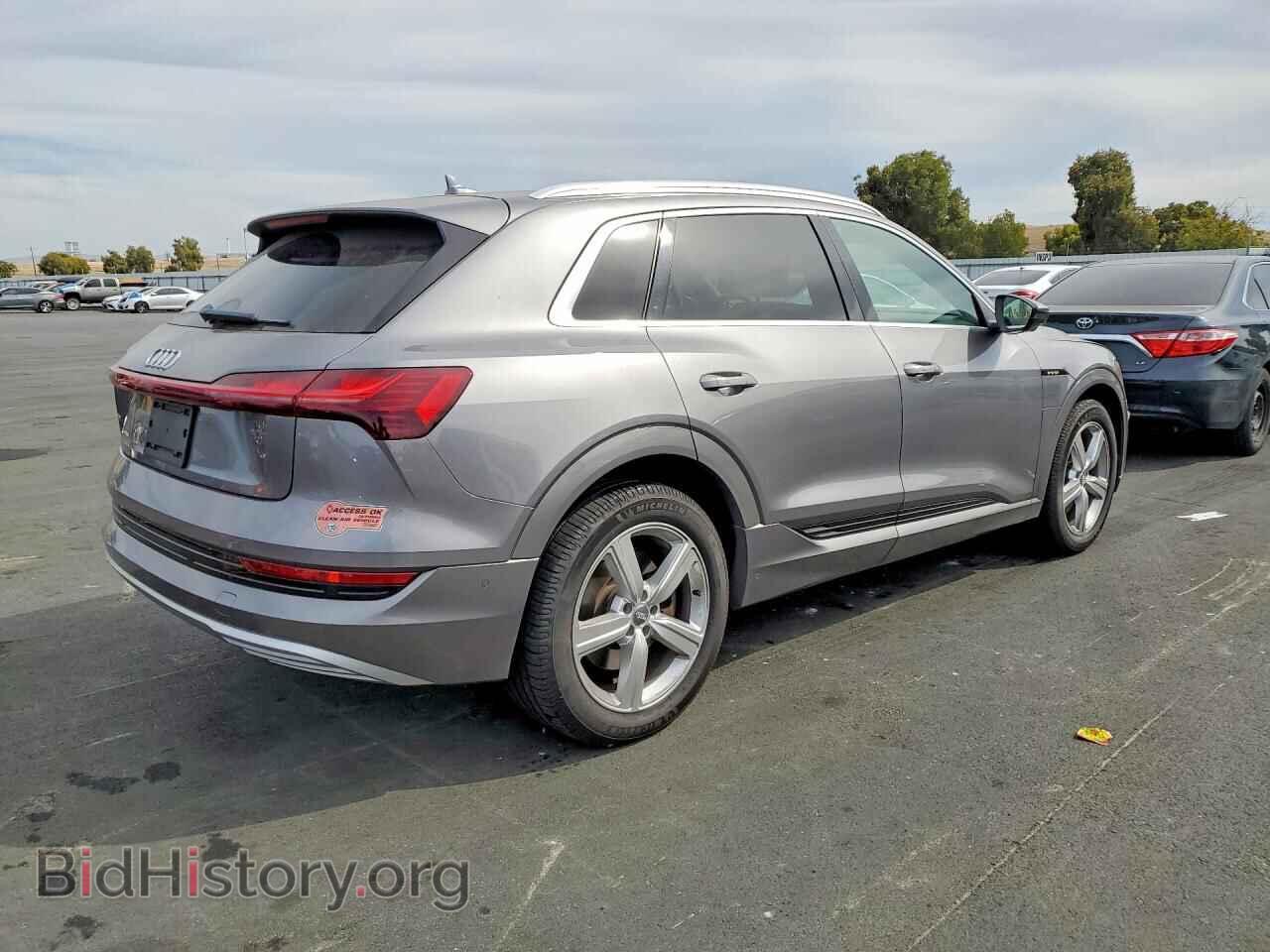2019 AUDI E-TRON - VIN: WA1VABGEXKB019009 - Photo 3