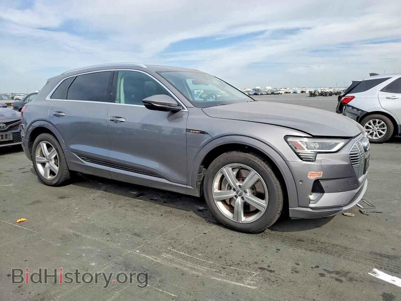 2019 AUDI E-TRON - VIN: WA1VABGEXKB019009 - Photo 4