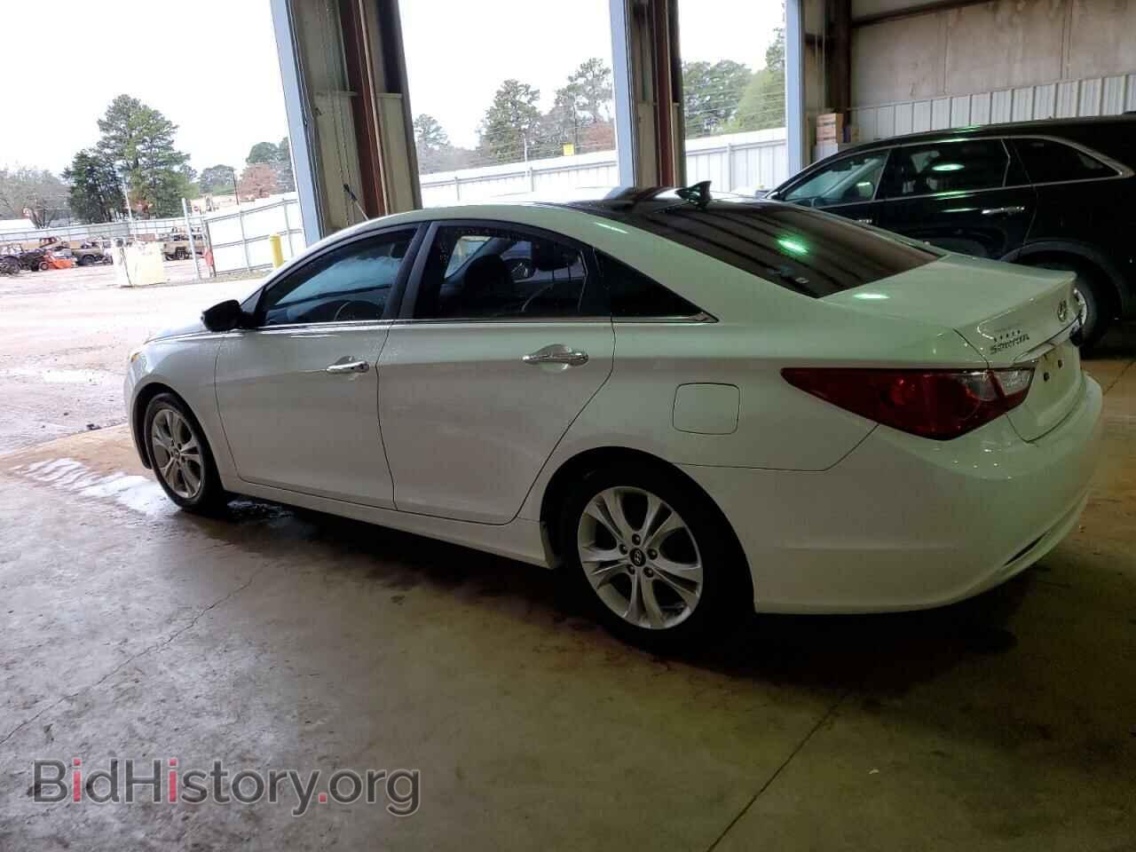 2013 HYUNDAI SONATA - VIN: 5NPEC4AC2DH682496 - Фото 2