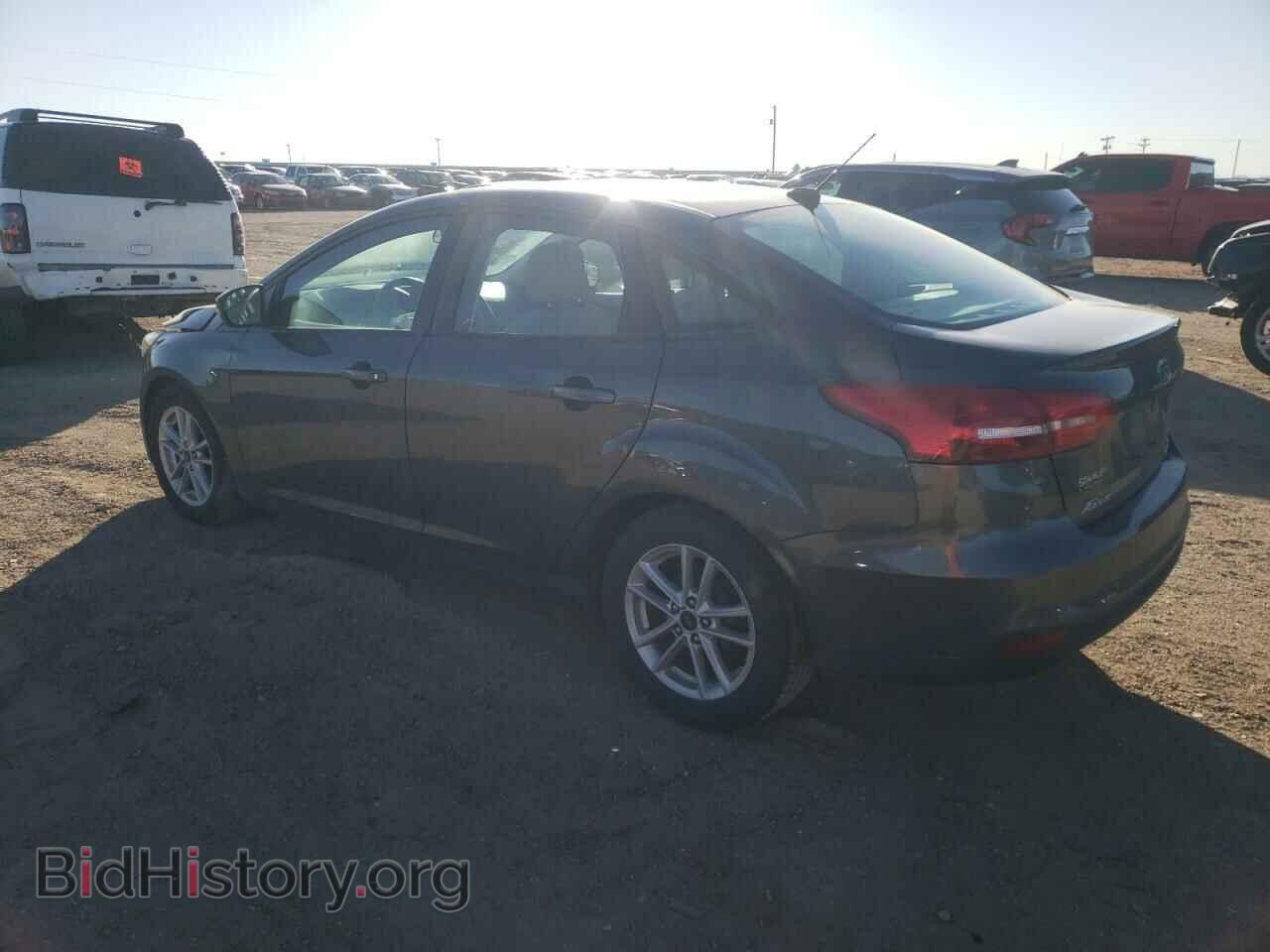 2016 FORD FOCUS - VIN: 1FADP3F22GL360747 - Фото 2