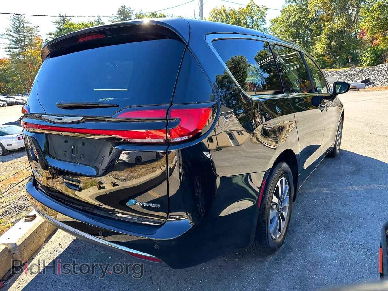 2025 CHRYSLER PACIFICA - VIN: 2C4RC1S70SR572967 - Фото 3