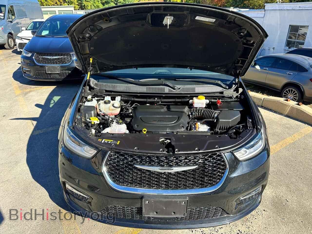 2025 CHRYSLER PACIFICA - VIN: 2C4RC1S70SR572967 - Фото 9