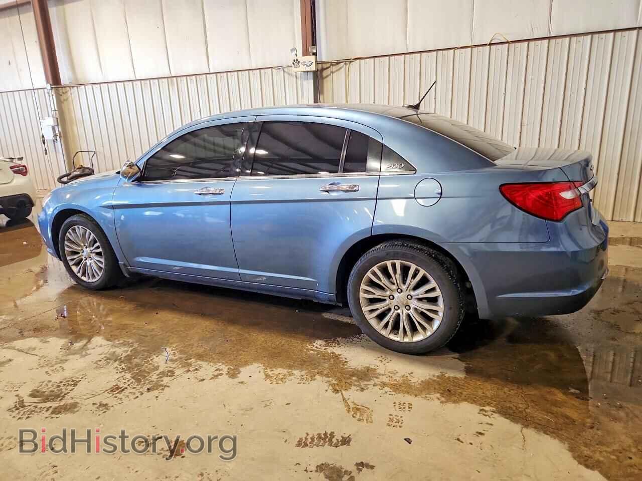 2011 CHRYSLER 200 - VIN: 1C3BC2FG5BN603505 - Photo 2