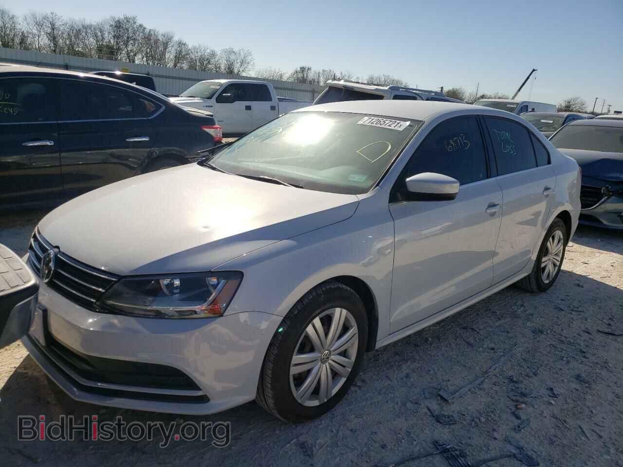 2017 VOLKSWAGEN JETTA - VIN: 3VW2B7AJ2HM411747 - Фото 2