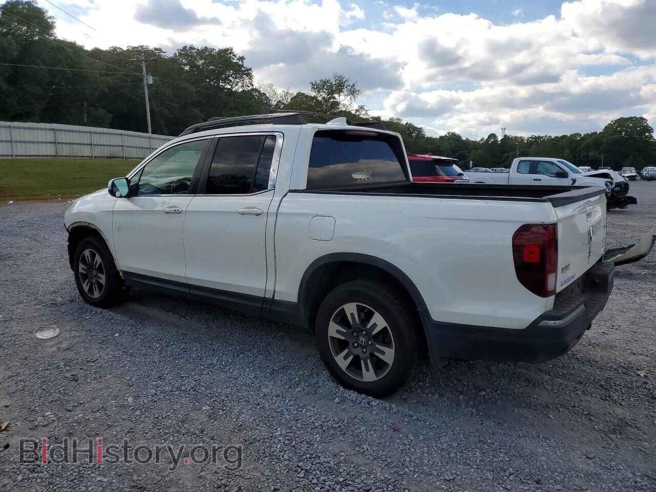 2017 HONDA RIDGELINE - VIN: 5FPYK3F59HB022374 - Photo 2