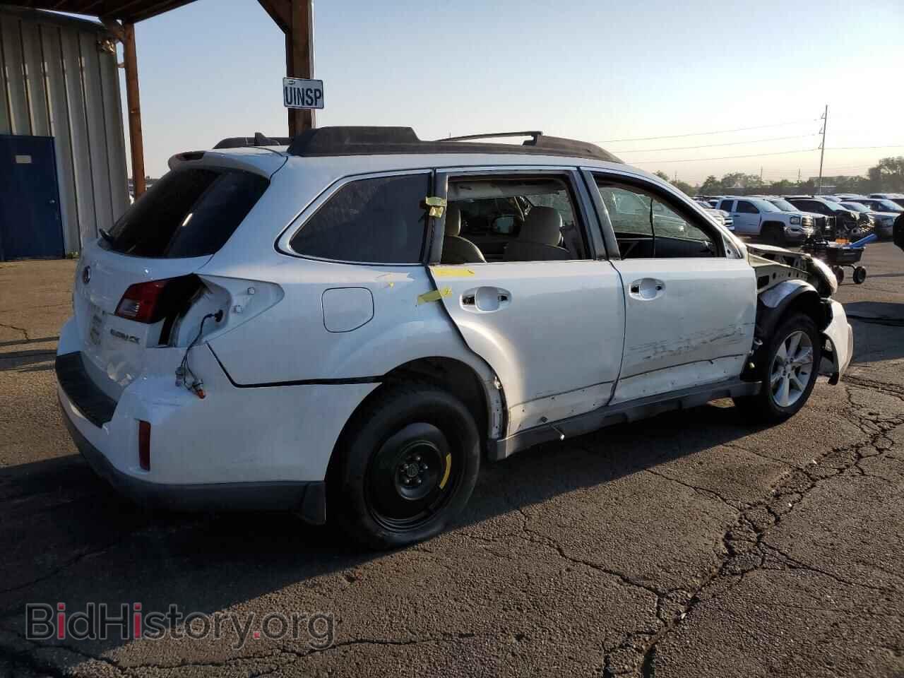 2014 SUBARU OUTBACK - VIN: 4S4BRCLC5E3328683 - Фото 3