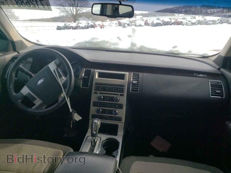2011 Ford FLEX (VIN 2FMHK6CC1BBD14145) — photo 9 of 10