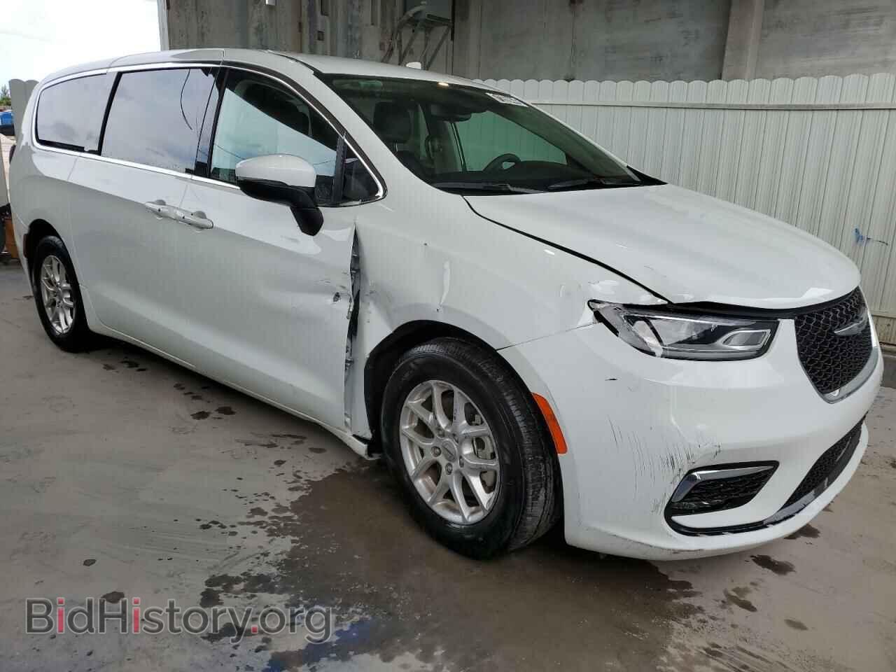 2023 CHRYSLER PACIFICA - VIN: 2C4RC1BG6PR552908 - Photo 4
