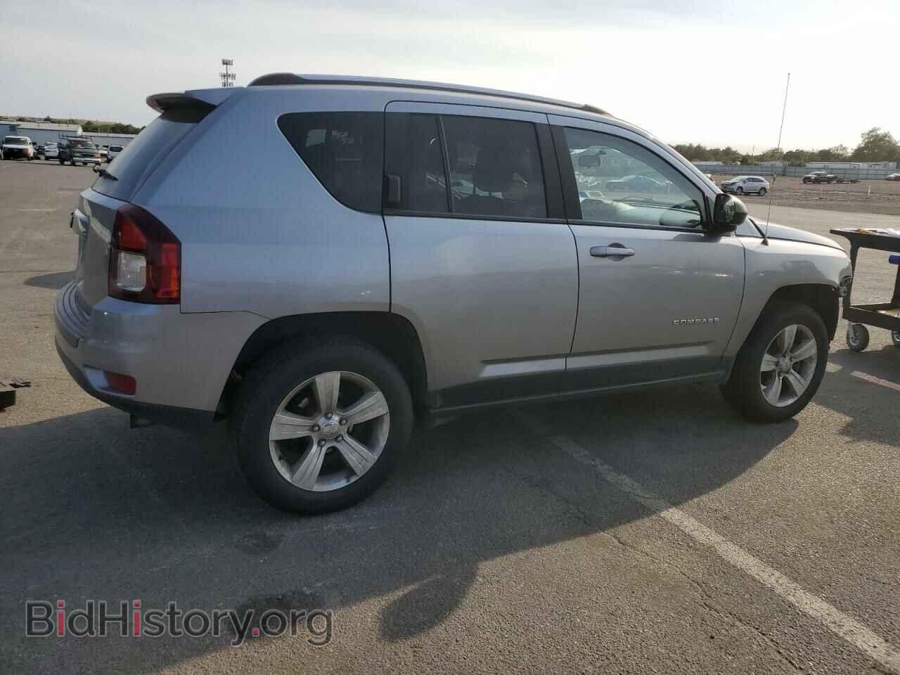2015 JEEP COMPASS - VIN: 1C4NJDBB9FD316751 - Фото 3