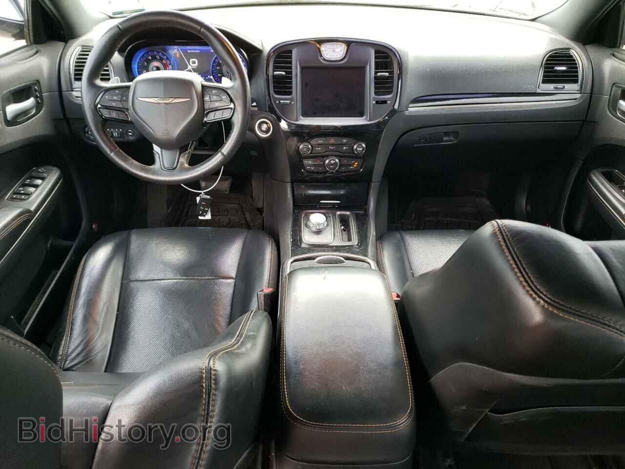 2017 CHRYSLER 300 - VIN: 2C3CCABT9HH552416 - Фото 8
