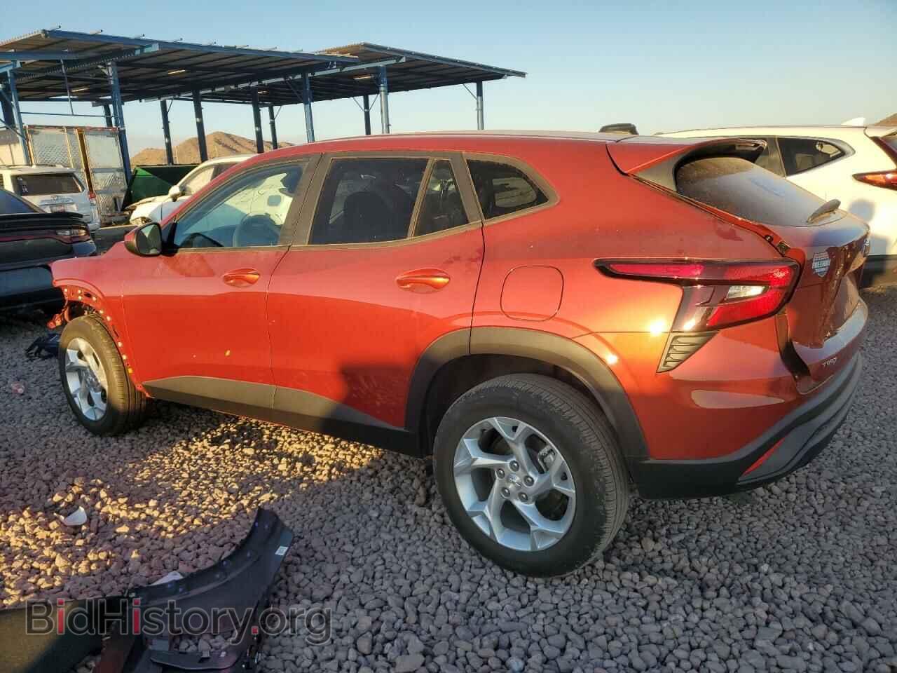 2024 CHEVROLET TRAX - VIN: KL77LFE25RC094517 - Фото 2