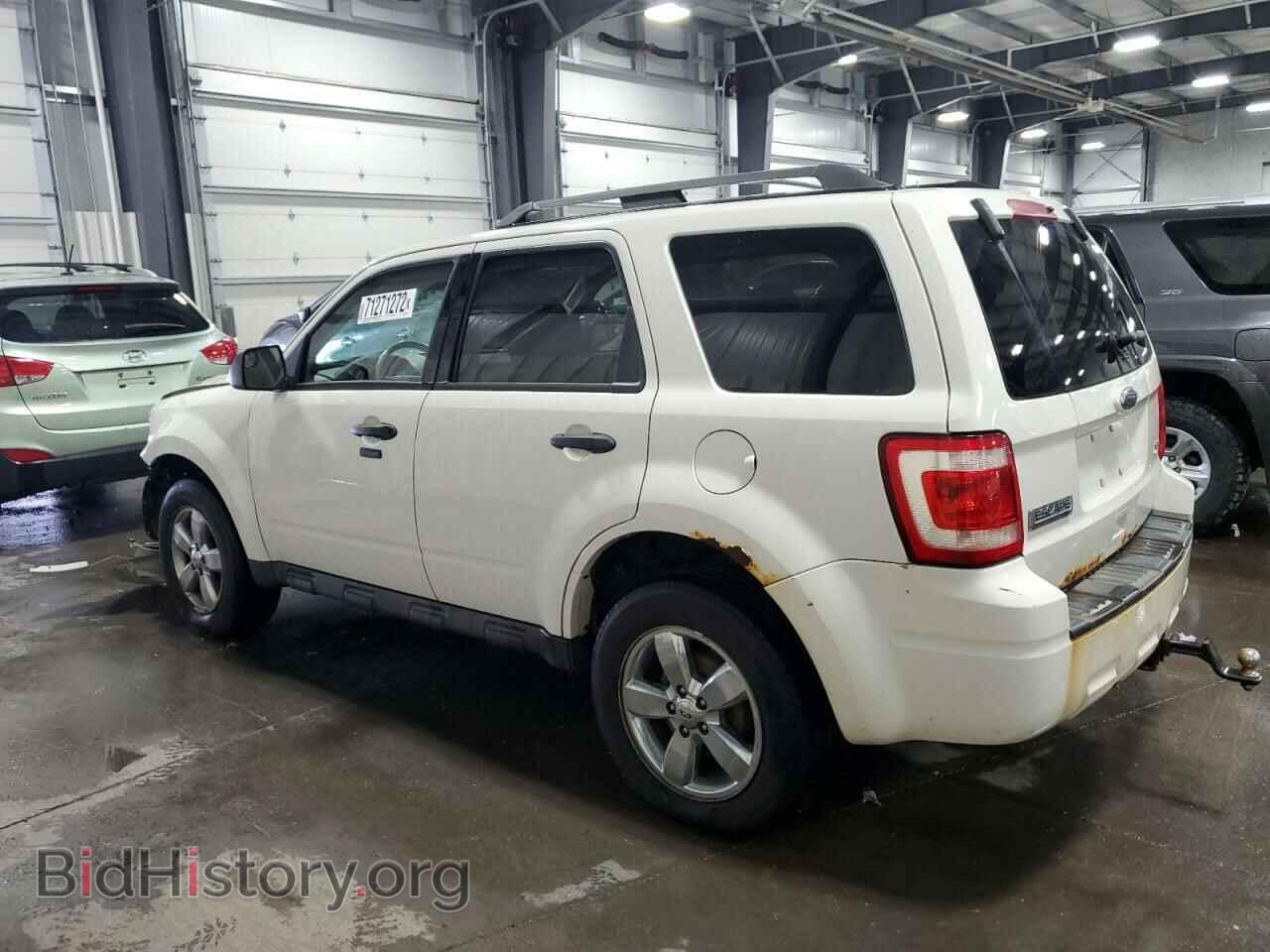 2010 FORD ESCAPE - VIN: 1FMCU0DG3AKA41491 - Фото 2