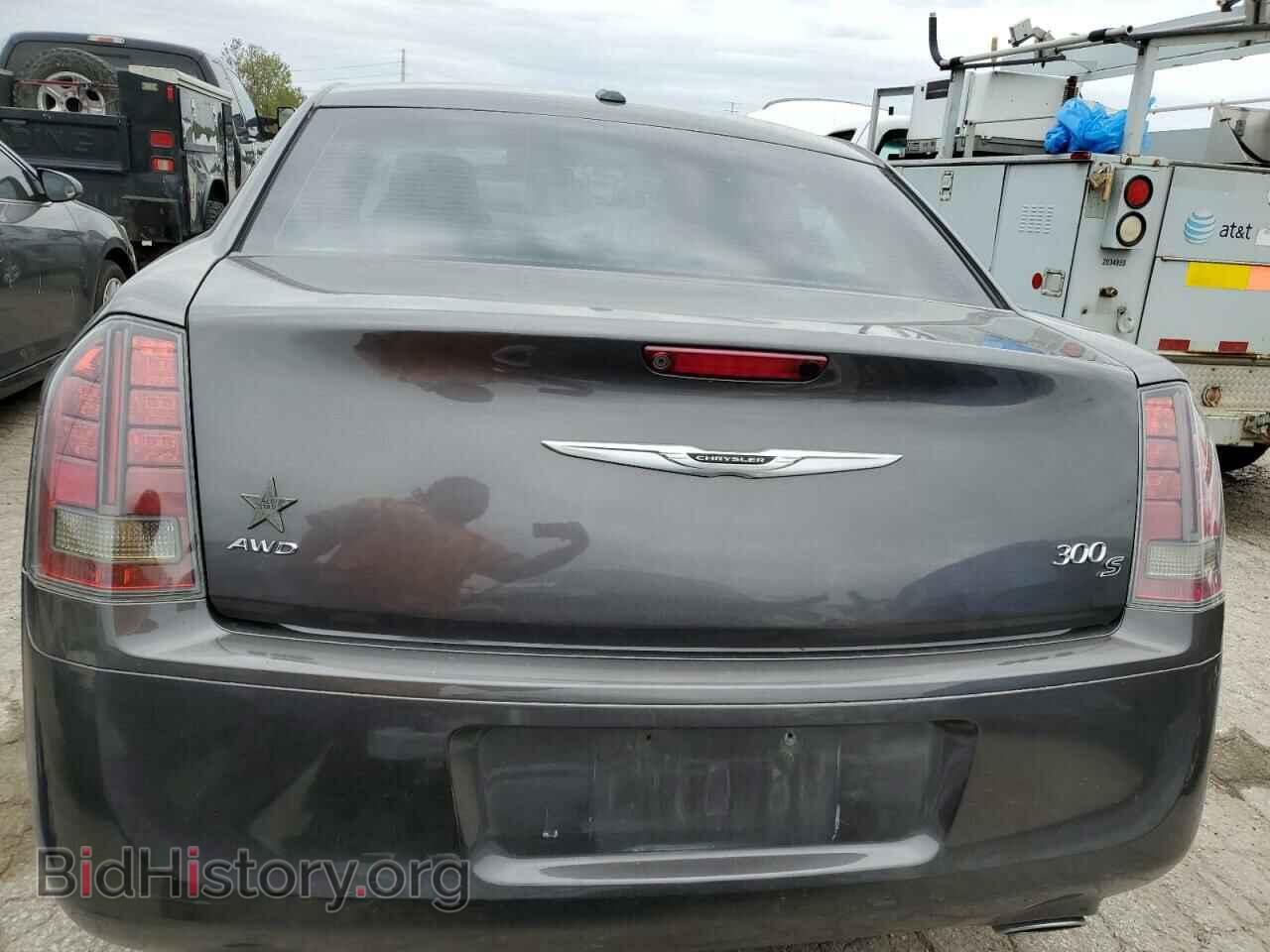 2014 CHRYSLER 300 - VIN: 2C3CCAGG8EH311910 - Фото 6