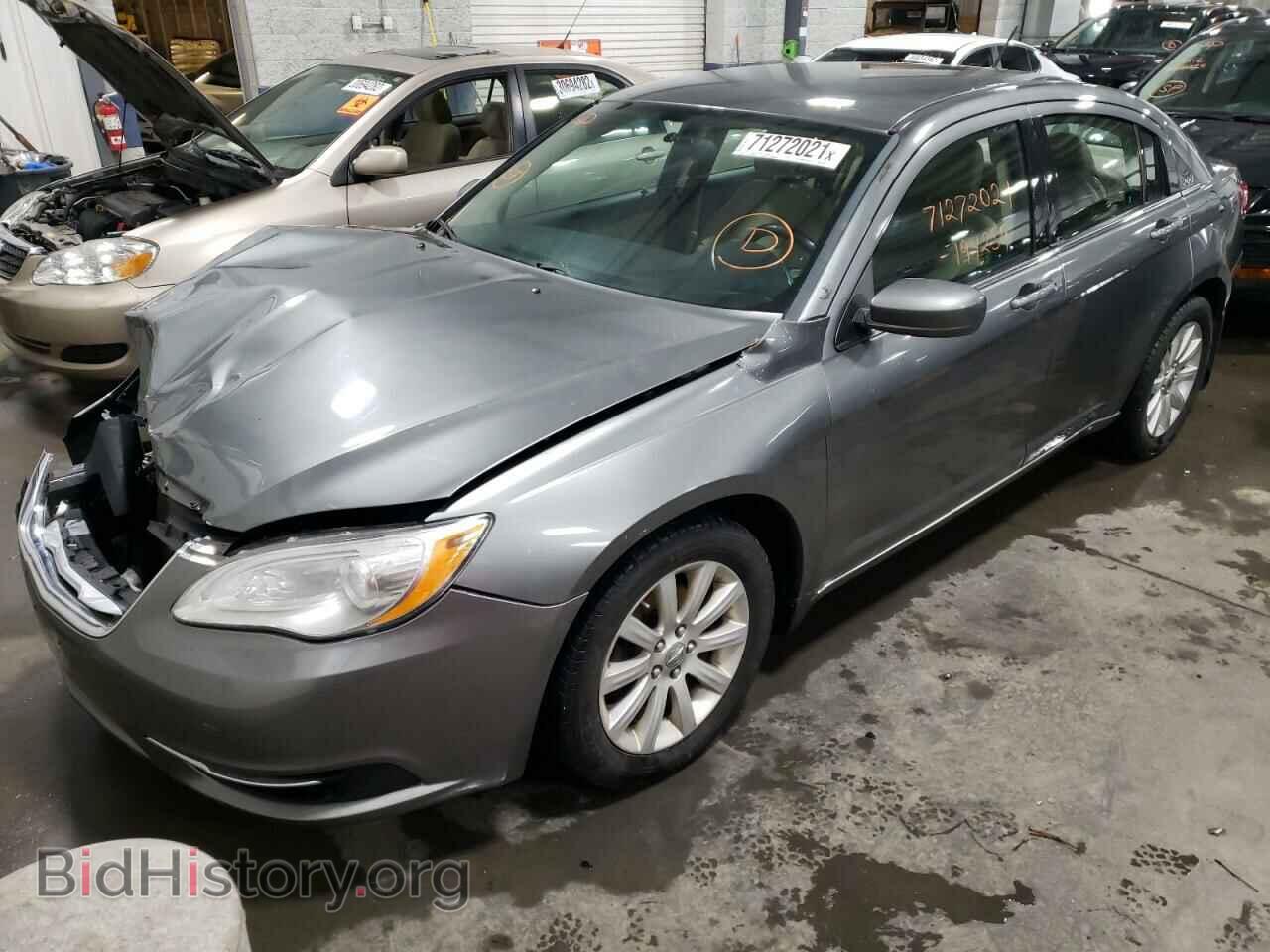 2013 CHRYSLER 200 - VIN: 1C3CCBBB5DN525650 - Фото 2