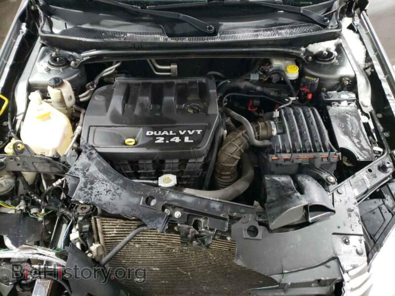 2013 Chrysler 200 (VIN 1C3CCBBB5DN525650) — фото 7 из 10