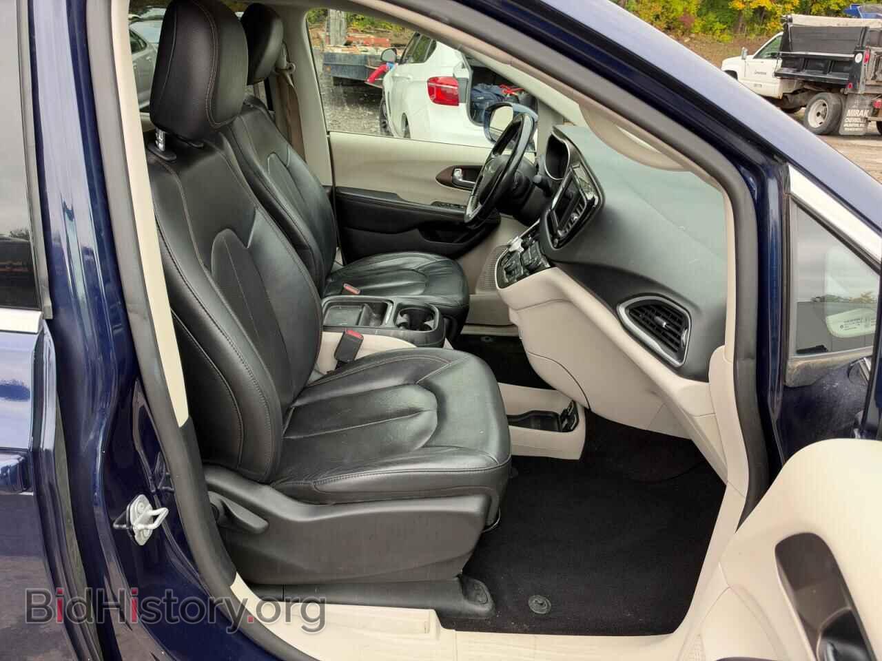 2019 CHRYSLER PACIFICA - VIN: 2C4RC1BG0KR552637 - Фото 5
