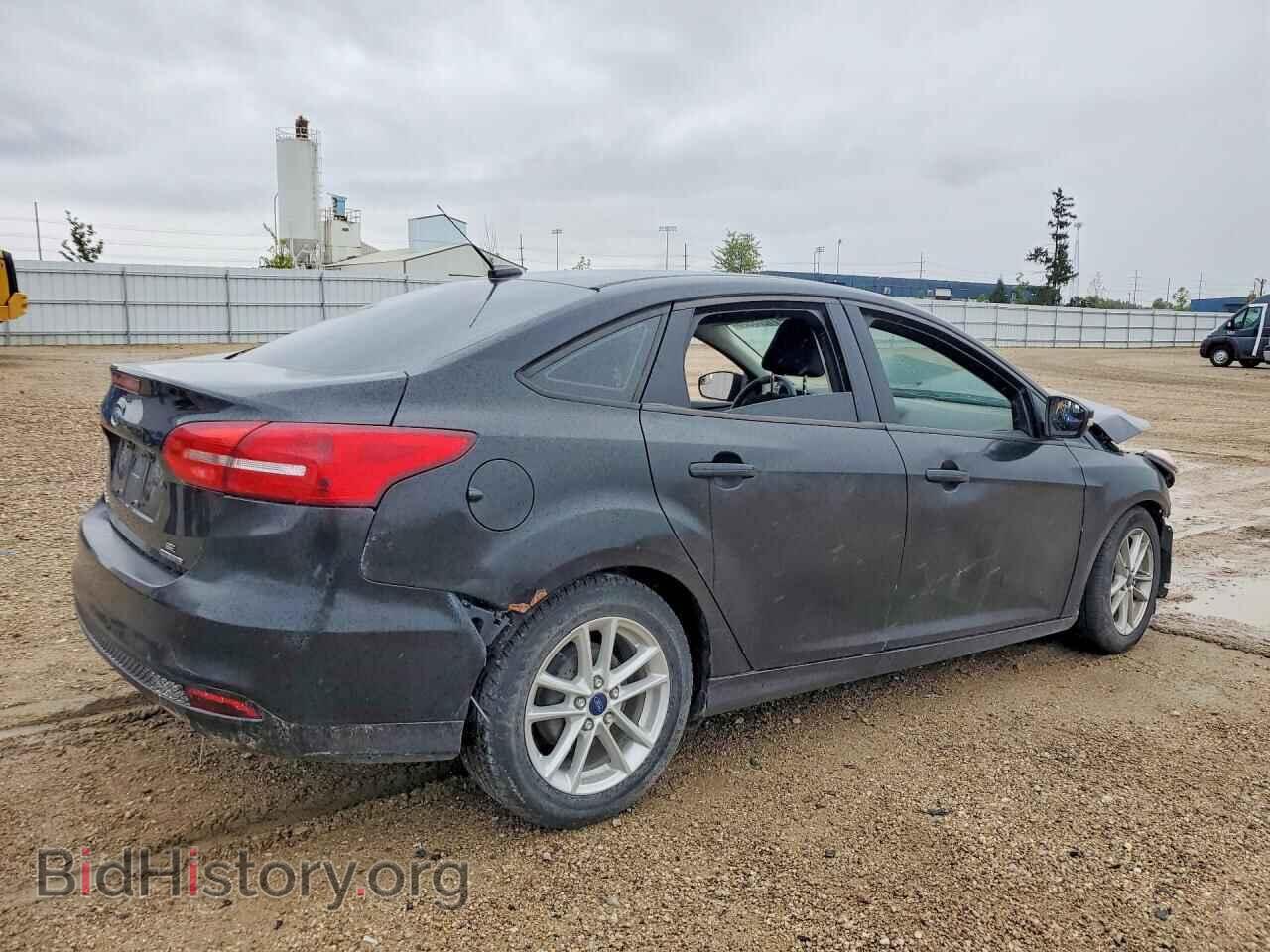 2016 Ford FOCUS (VIN 1FADP3F23GL403122) — photo 3 of 14