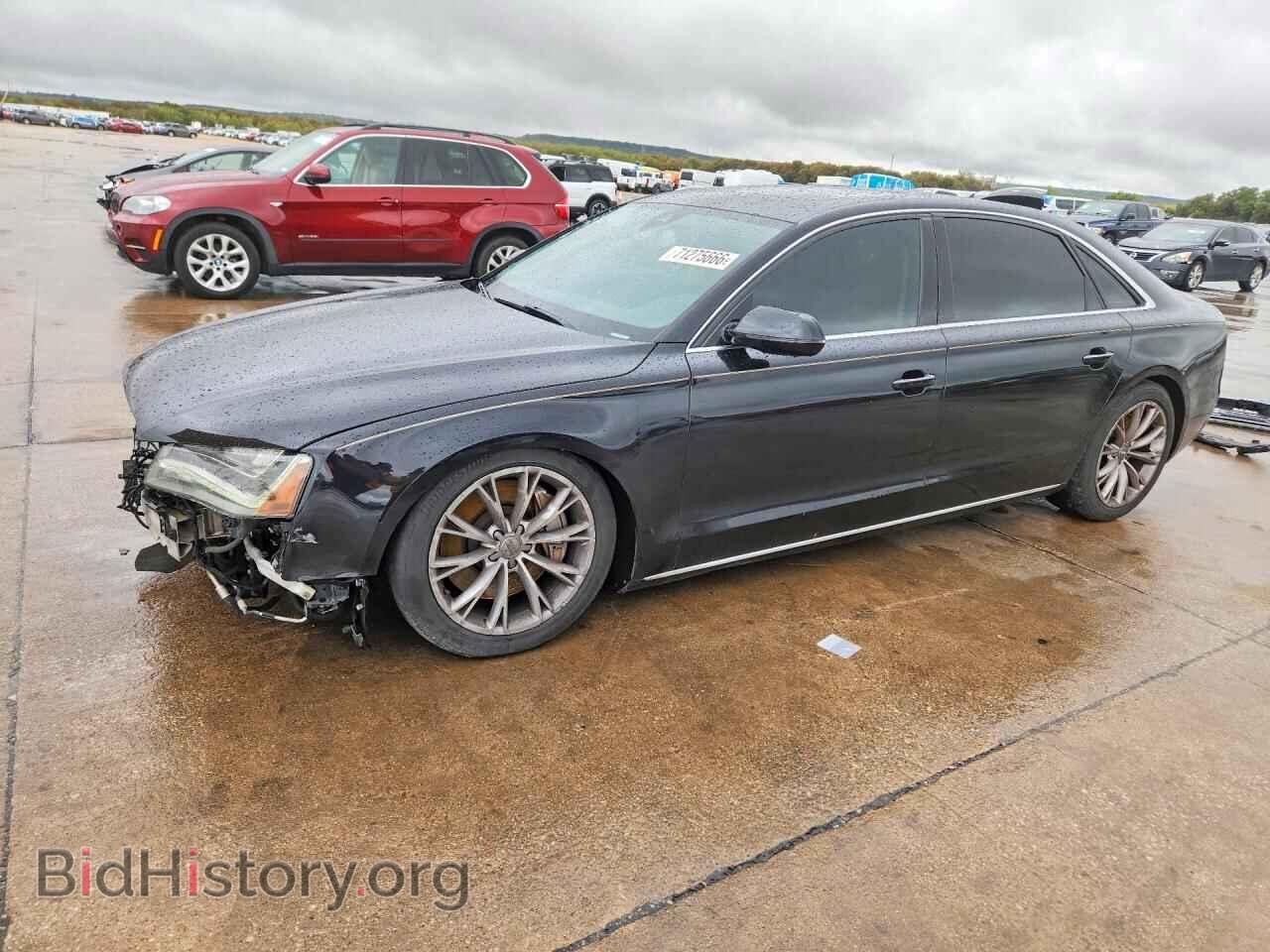 Photo WAURVAFD6BN013329 - AUDI A8 2011