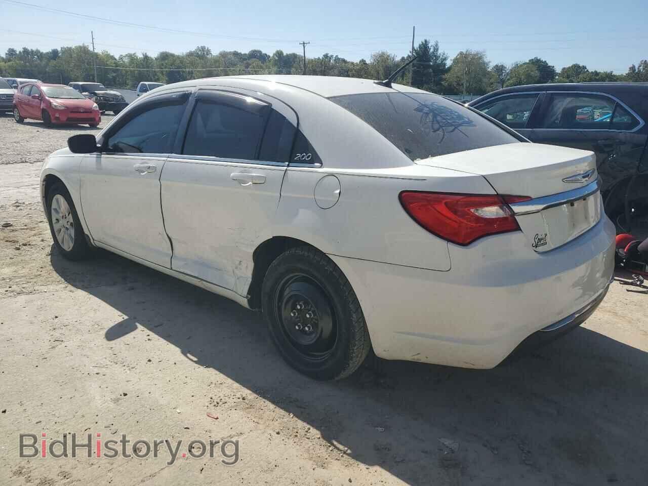 2012 CHRYSLER 200 - VIN: 1C3CCBAB3CN321011 - Фото 2