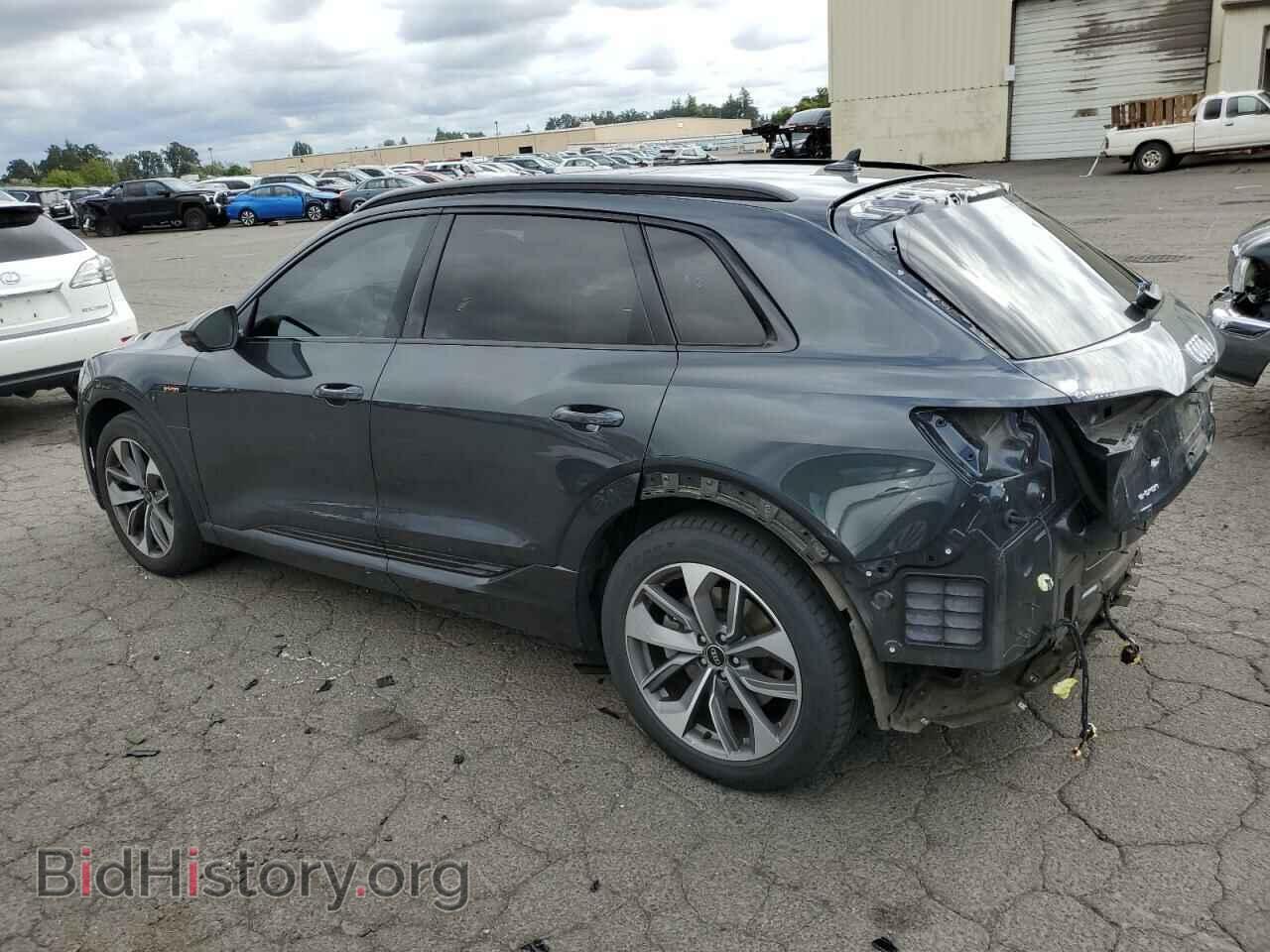 2021 AUDI E-TRON - VIN: WA1LABGE6MB037954 - Фото 2