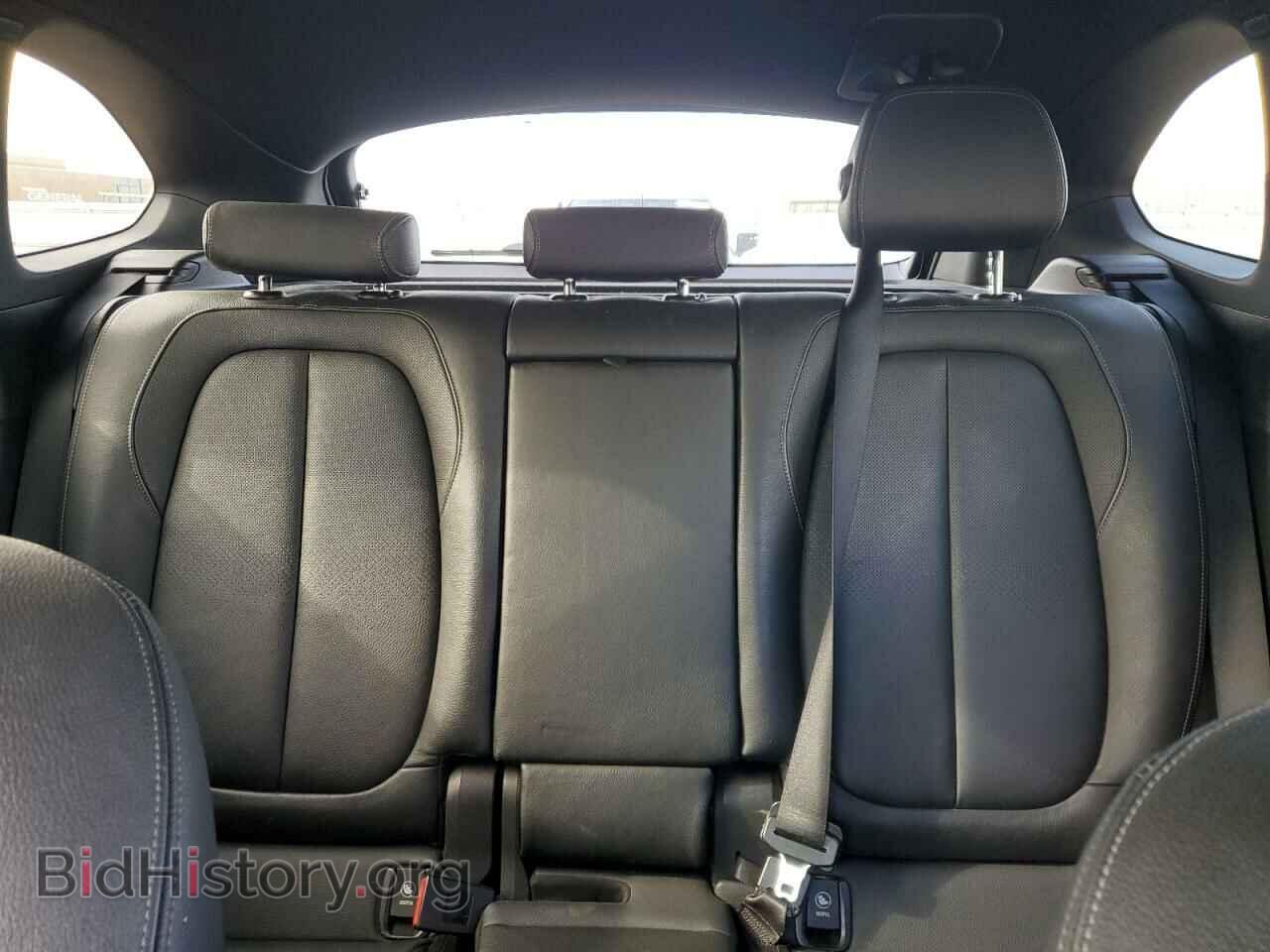 2017 BMW X1 - VIN: WBXHT3C32H5F73326 - Фото 10