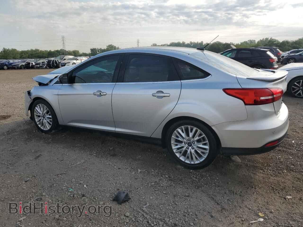 2018 FORD FOCUS - VIN: 1FADP3J2XJL294611 - Фото 2