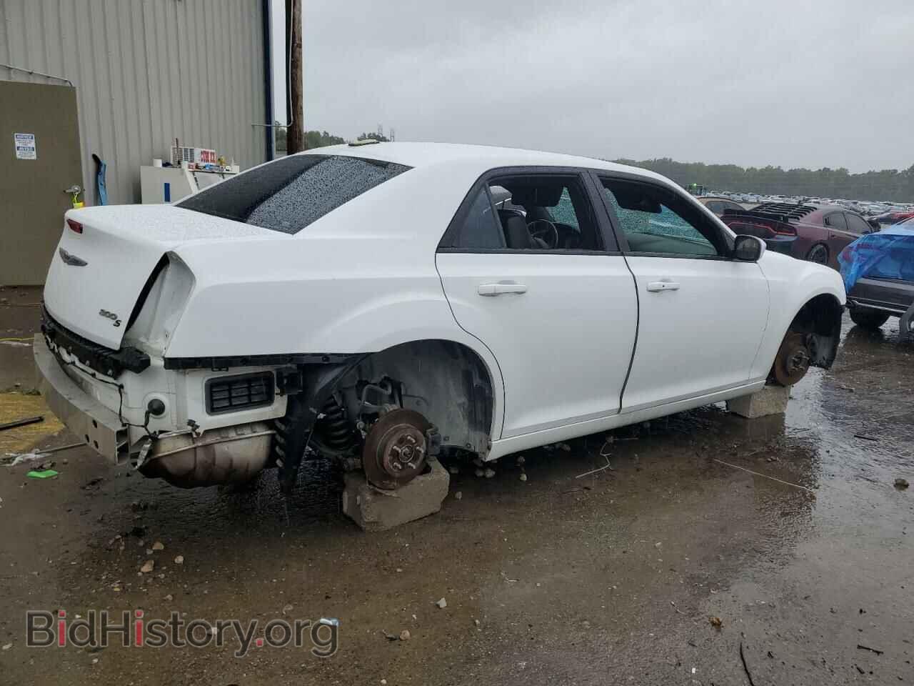 2015 CHRYSLER 300 - VIN: 2C3CCAGG8FH887580 - Photo 3