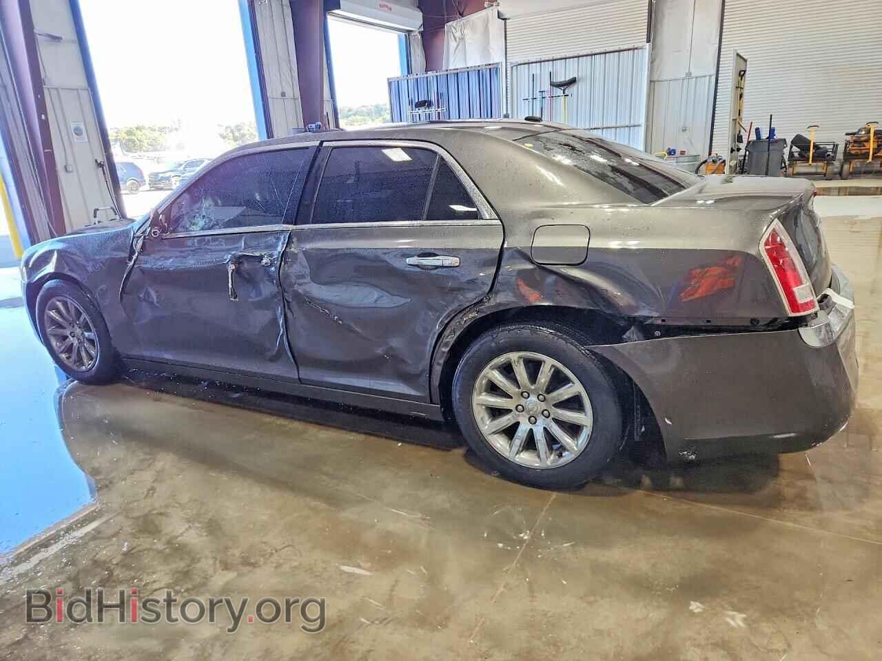 2013 CHRYSLER 300 - VIN: 2C3CCAEG7DH557929 - Photo 2