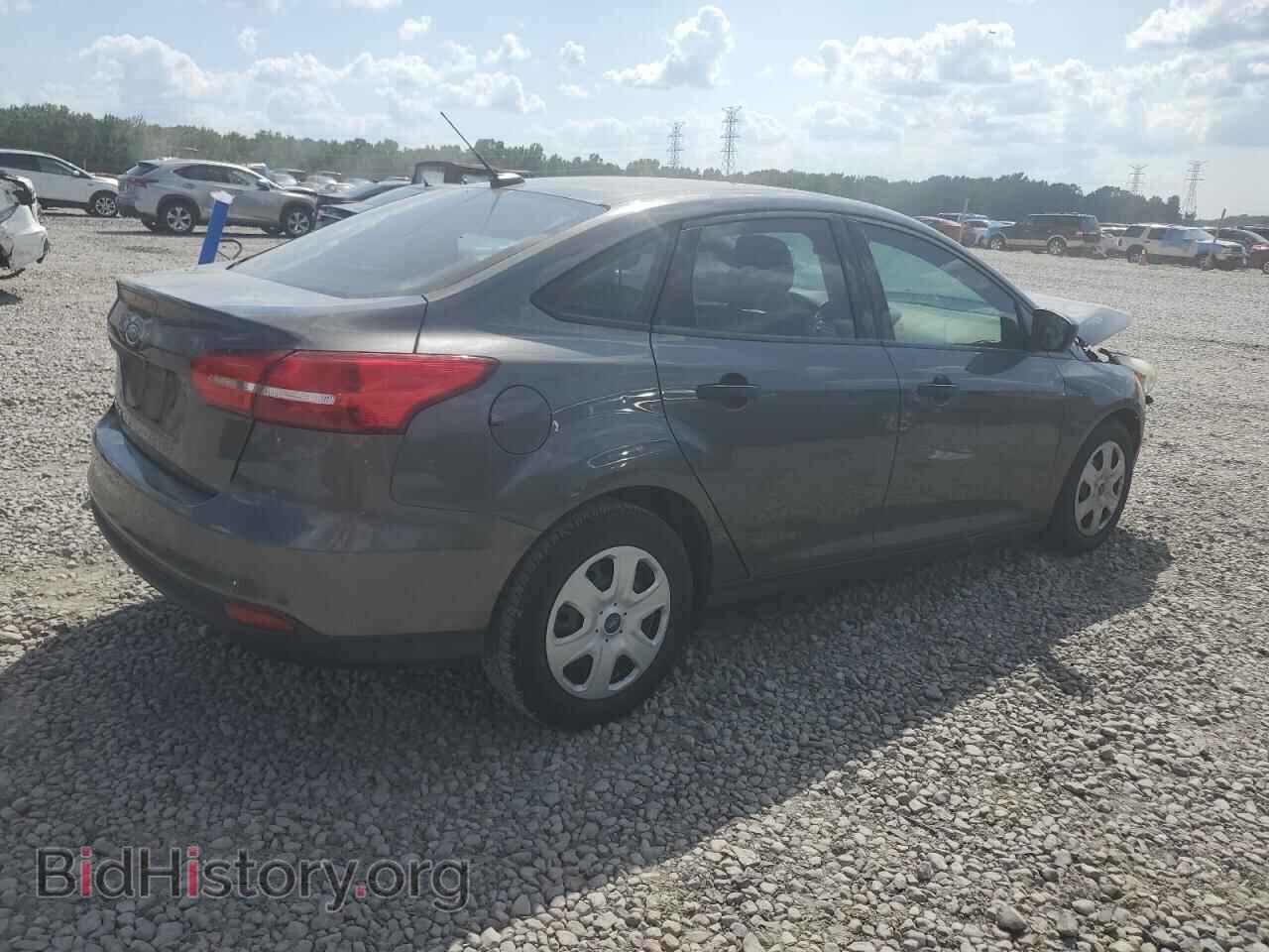 2017 FORD FOCUS - VIN: 1FADP3E27HL214394 - Photo 3