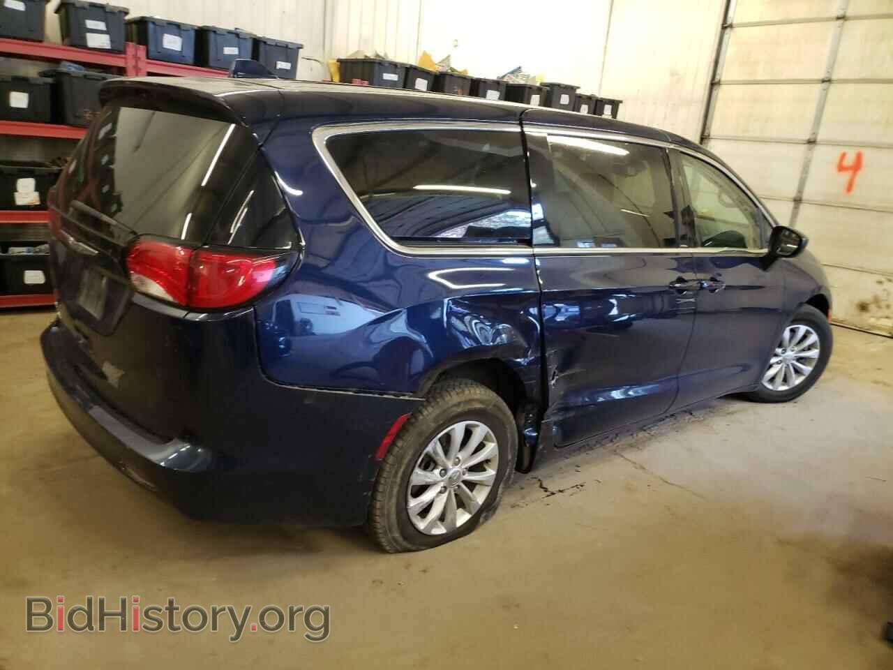 2017 CHRYSLER PACIFICA - VIN: 2C4RC1DG6HR676255 - Фото 3