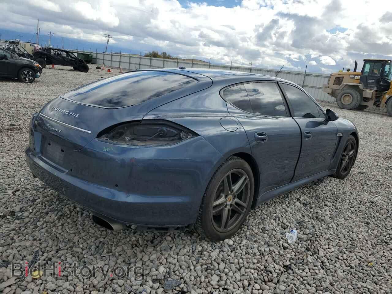 2011 PORSCHE PANAMERA - VIN: WP0AA2A76BL016665 - Photo 3