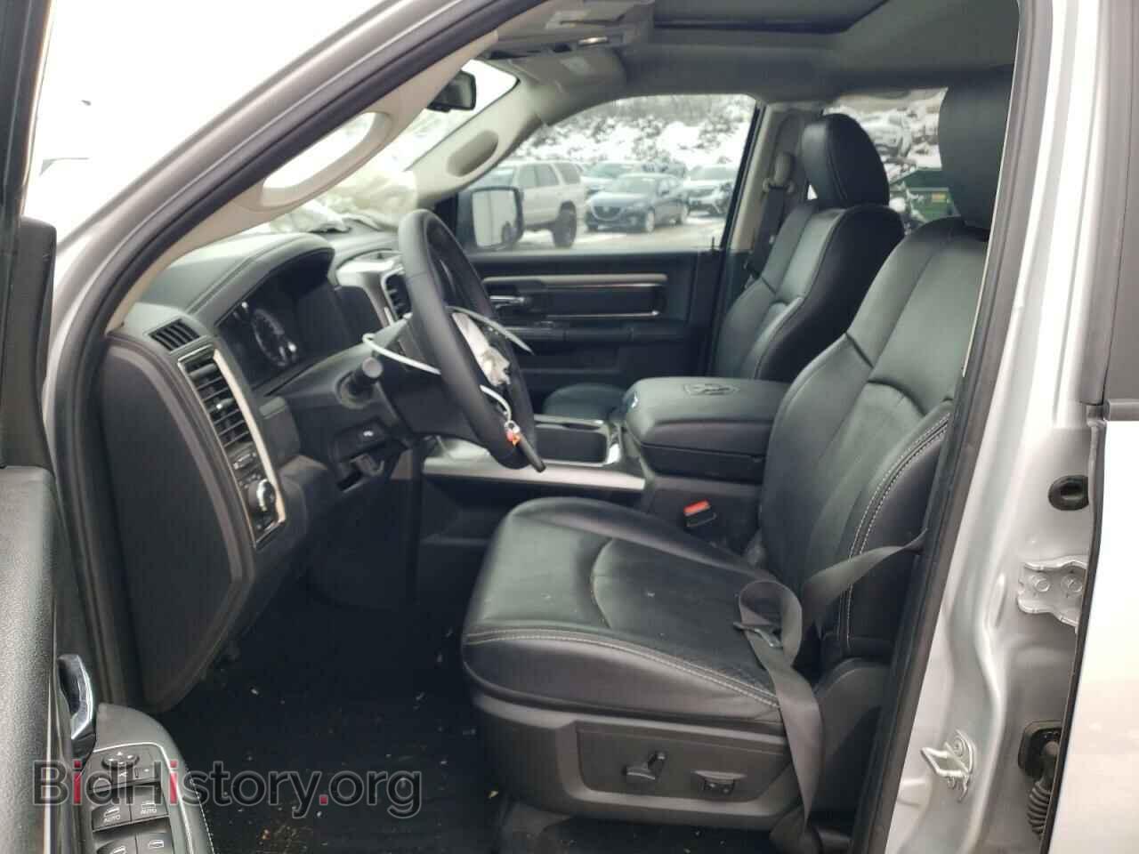 2018 RAM 1500 - VIN: 1C6RR7UM2JS260769 - Фото 7