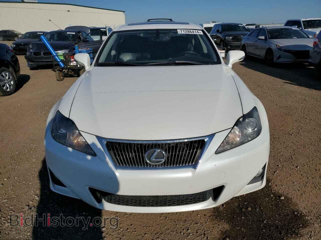 2011 LEXUS IS - VIN: JTHCF5C24B5051169 - Photo 5