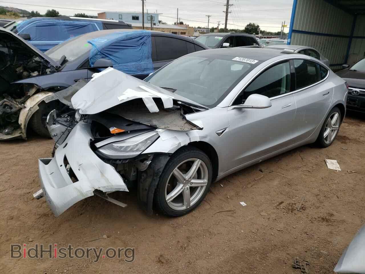 Photo 5YJ3E1EAXJF005215 - TESLA MODEL 3 2018