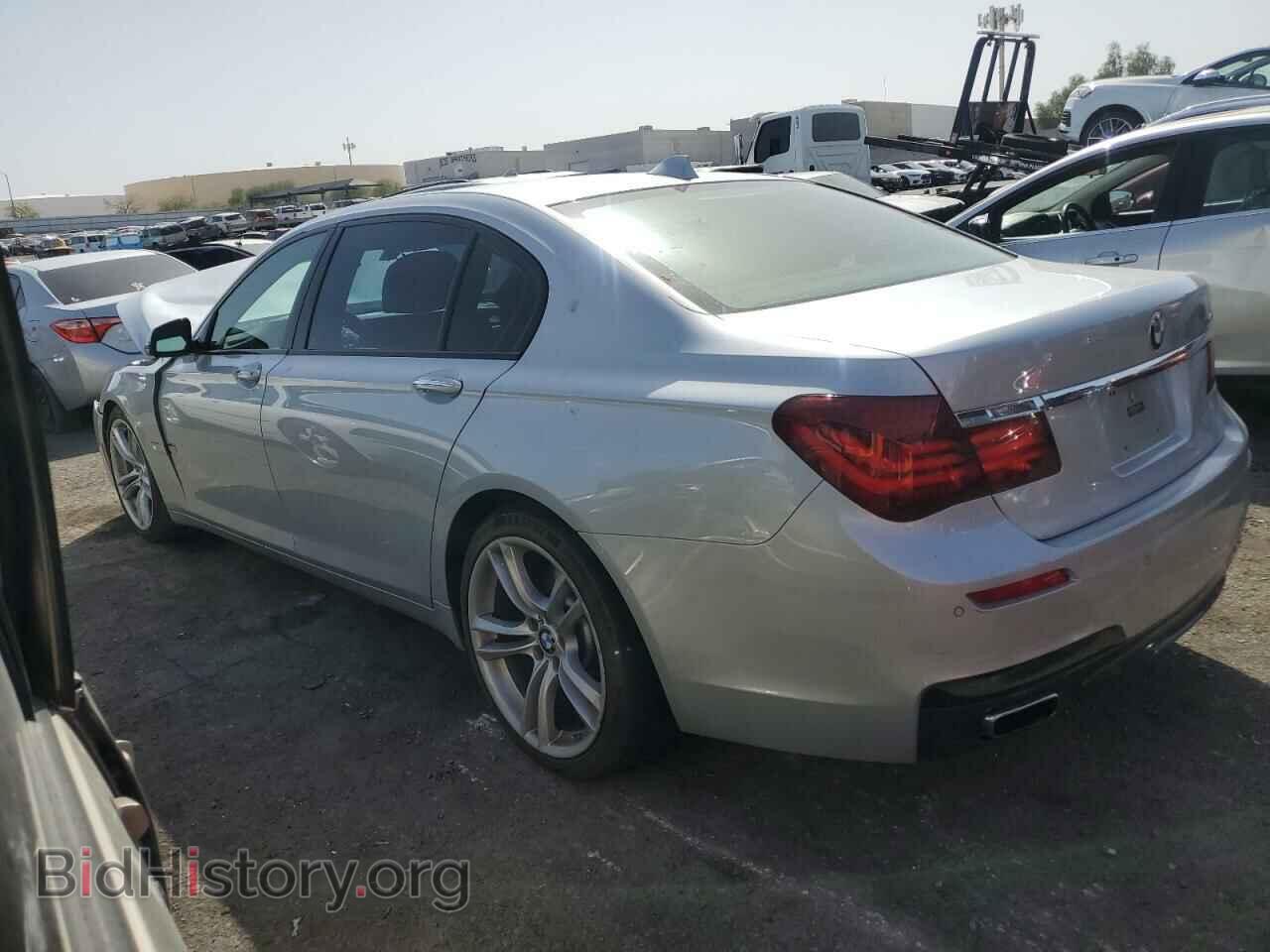 2015 BMW 7 SERIES - VIN: WBAYE4C52FD947168 - Фото 2