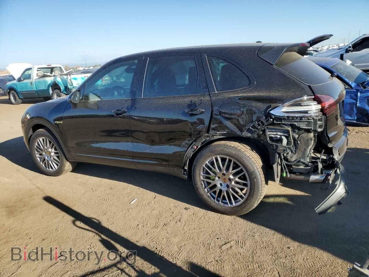 2016 PORSCHE CAYENNE - VIN: WP1AE2A2XGLA60800 - Фото 2