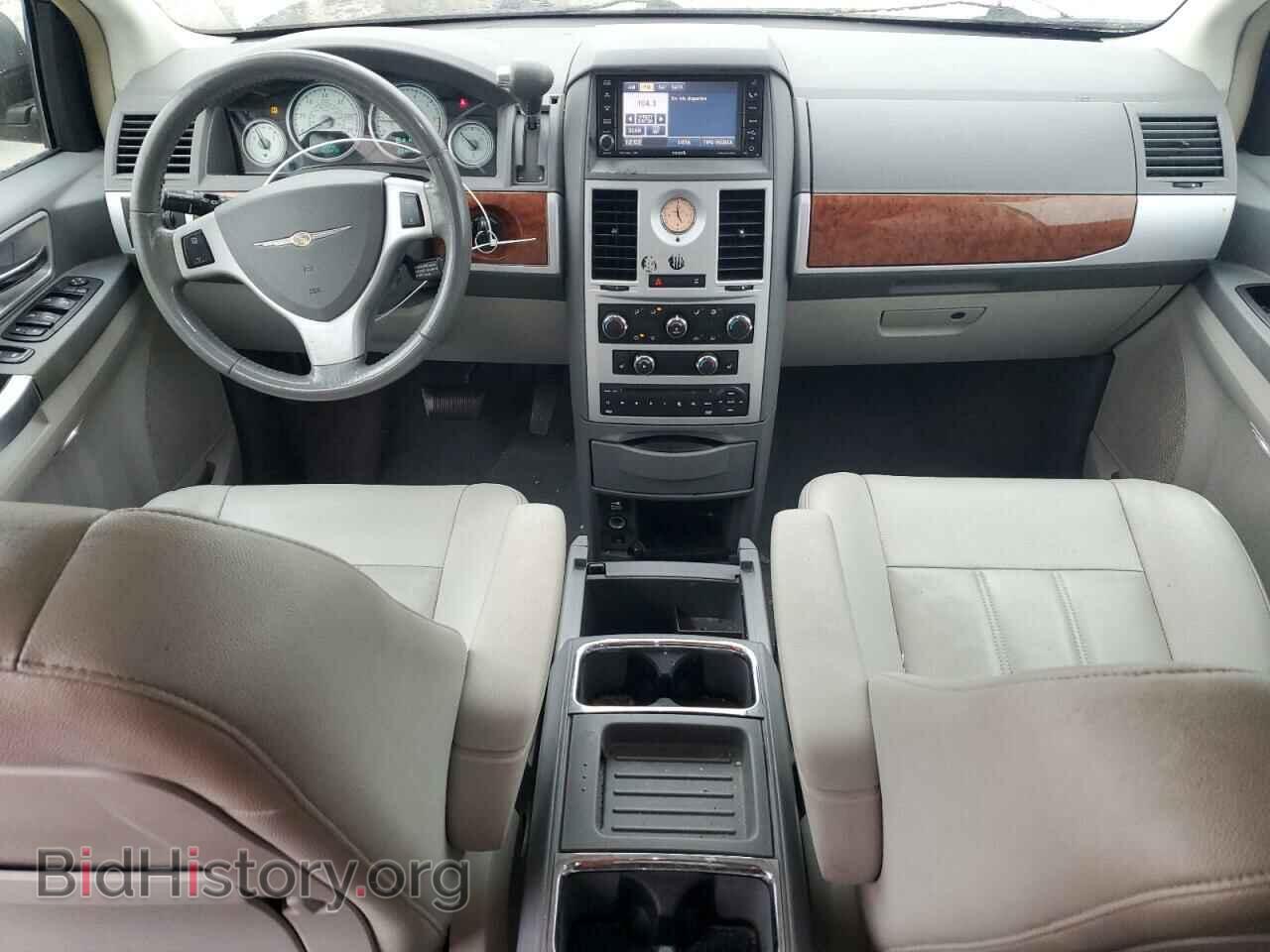 2008 CHRYSLER MINIVAN - VIN: 2A8HR54P88R788551 - Photo 8